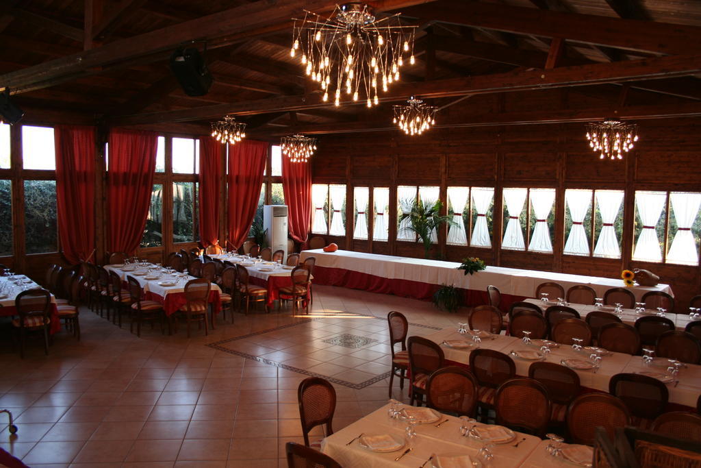 Agriturismo Antico Leccio Hotel Gioia Del Colle Exterior photo