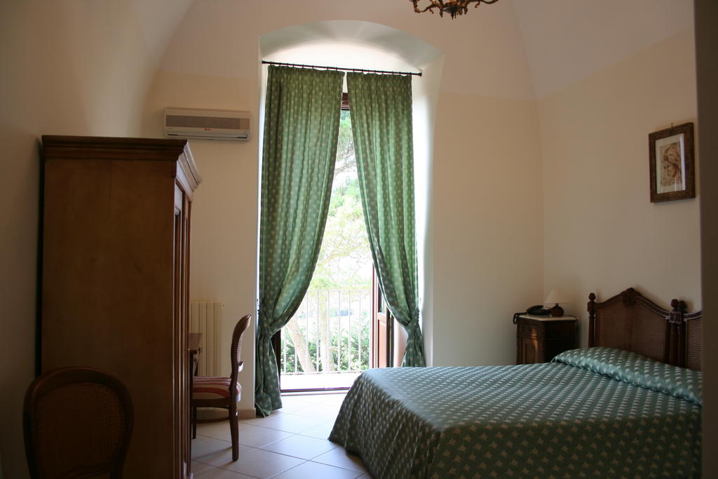Agriturismo Antico Leccio Hotel Gioia Del Colle Room photo